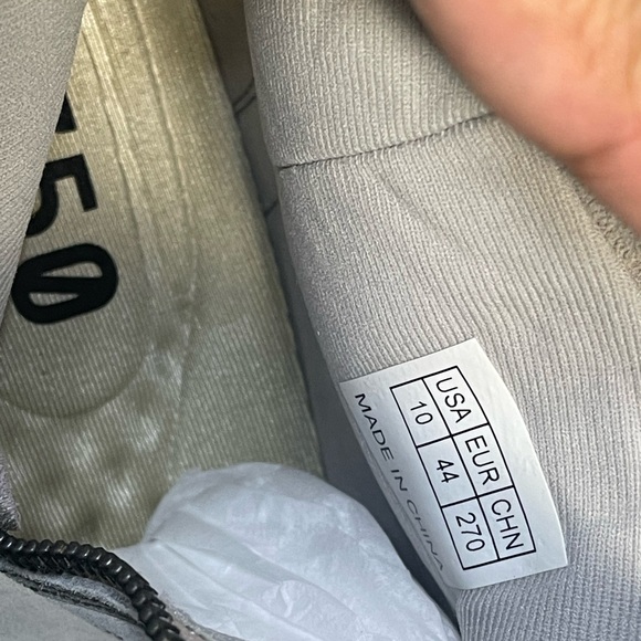 Yeezy 750 OG boots - Picture 6 of 6